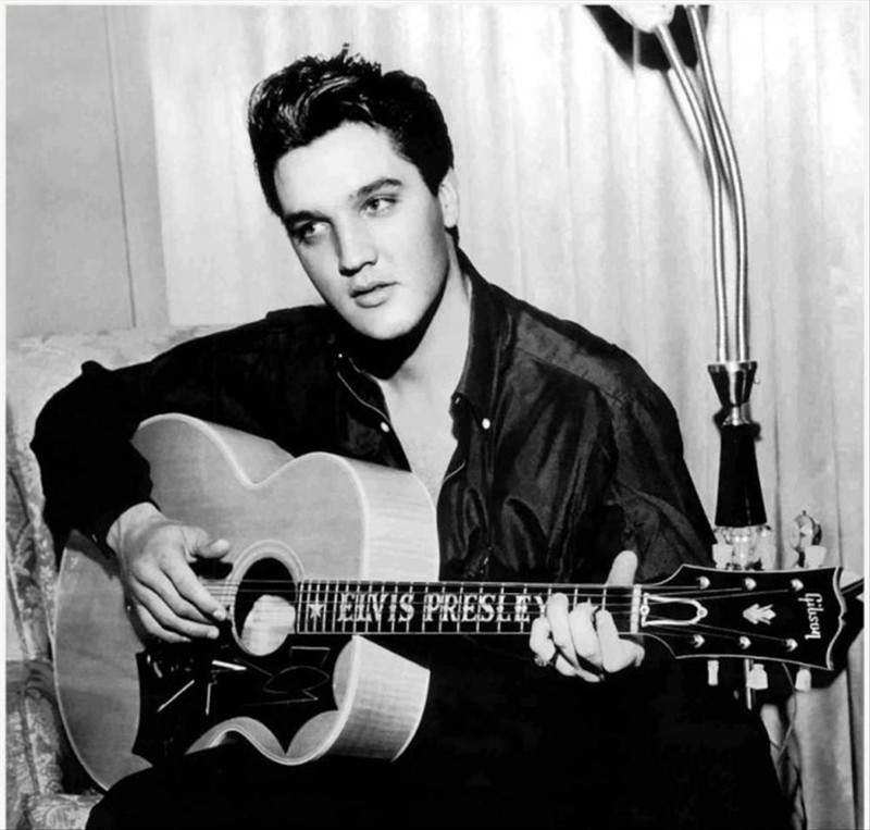 Presley GIbson.jpg